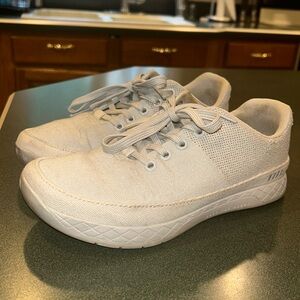 Light grey canvas Nobulls